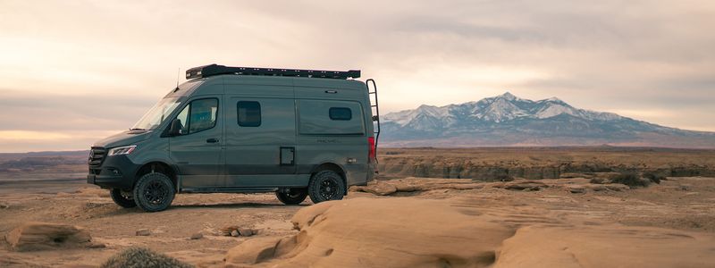 Winnebago Revel 4×4