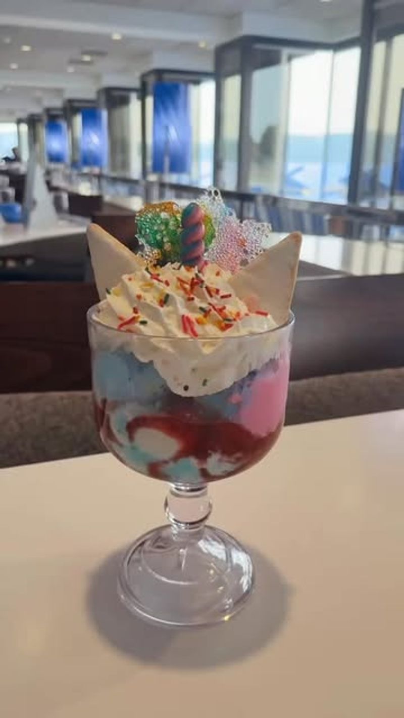 Dockside at The Coeur d’Alene Resort (Coeur d’Alene) — gooey sundaes & huckleberry touches