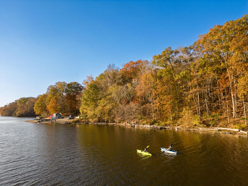 Explore the Scenic Potomac Riverfront Trail