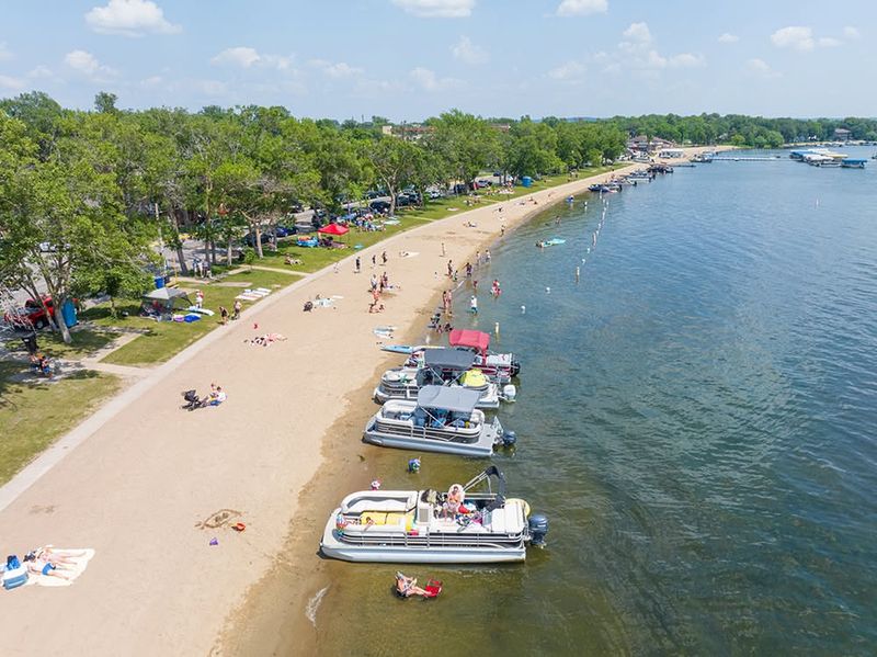 Detroit Lakes, Minnesota (Little Detroit Lake)