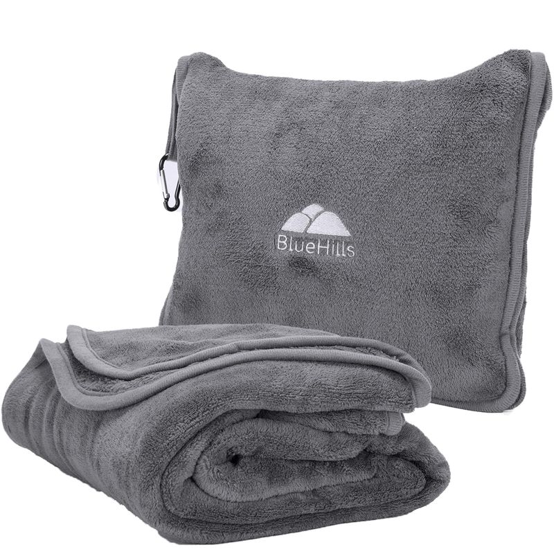 BlueHills Premium Soft Travel Blanket: Generous Comfort