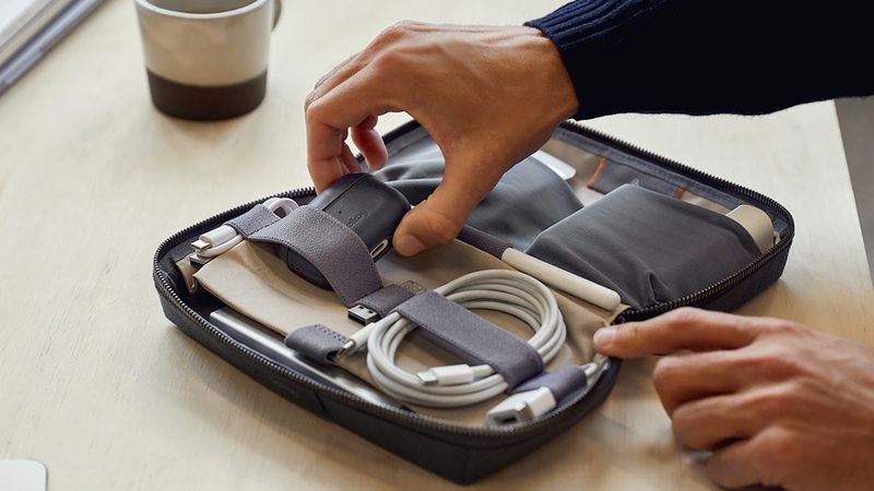 Bellroy Tech Kit Compact