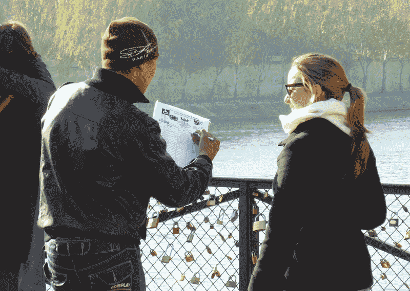 Distraction pickpocketing (the 