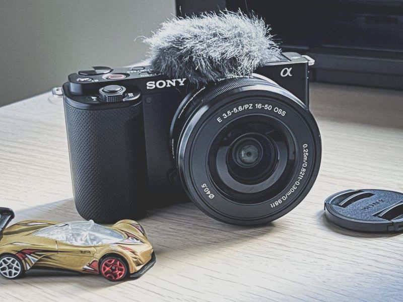 Sony ZV-E10