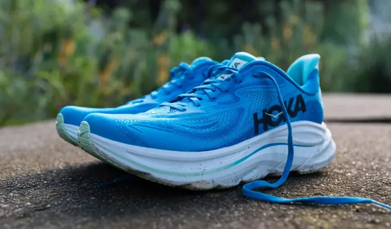 Hoka Clifton 10