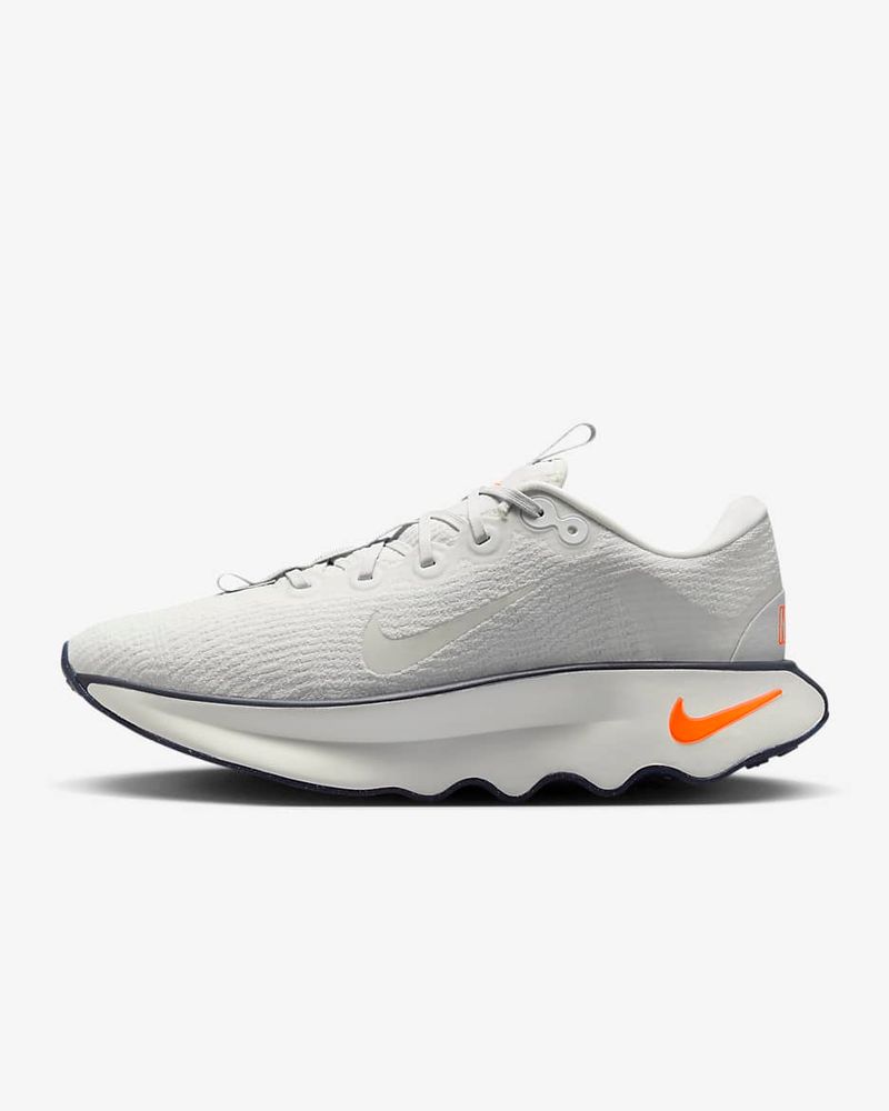 Nike Motiva