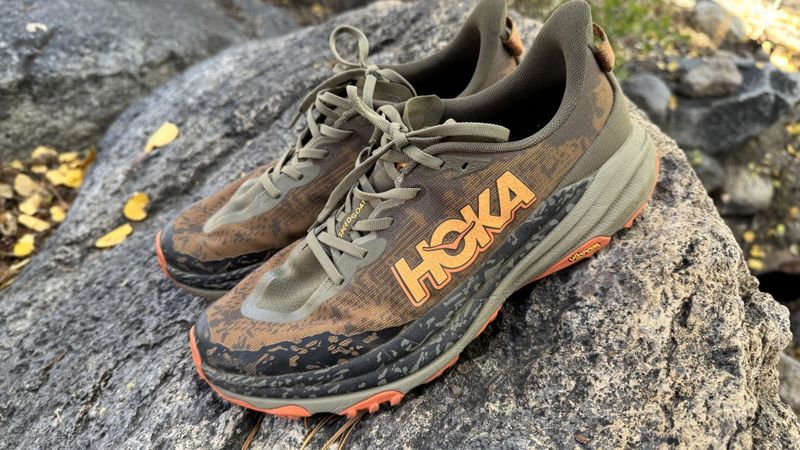 Hoka Speedgoat 6