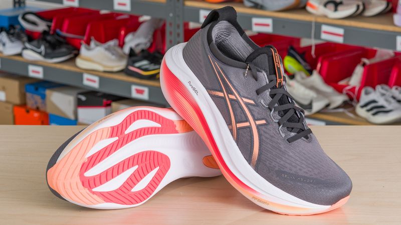 ASICS GEL‑Nimbus 27