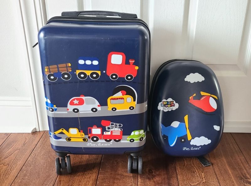 iPlay, iLearn Kids Luggage Set