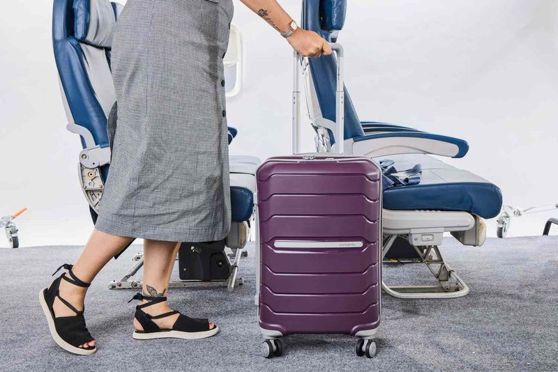 Samsonite Freeform Carry-On Spinner