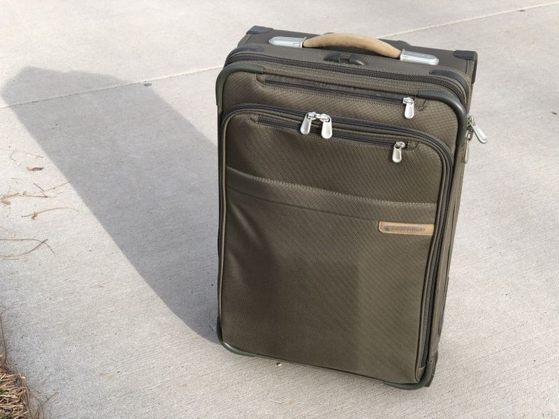 Briggs & Riley Baseline Domestic Carry-On Spinner