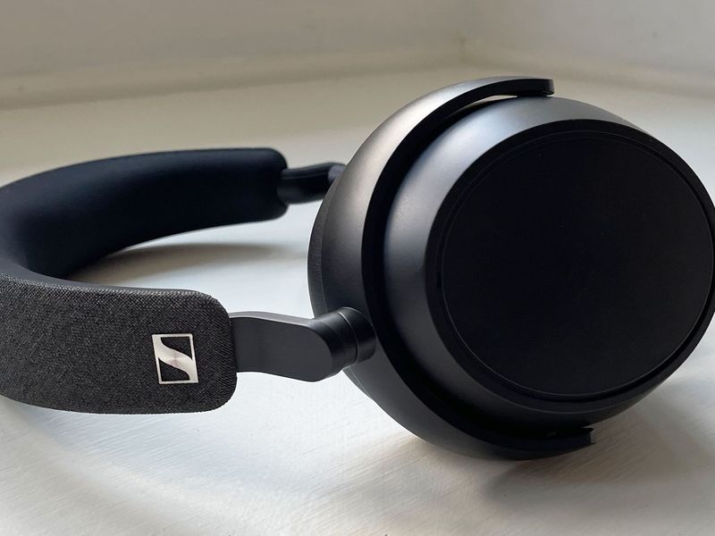 Sennheiser Momentum 4 Wireless