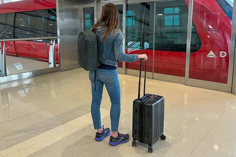 Calpak Ambeur Medium Trendsetter