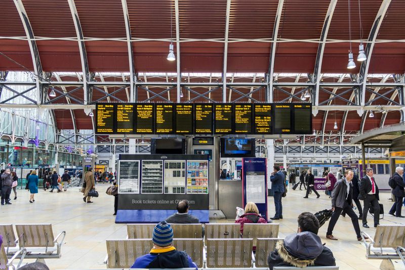 Arrive early to find your platform and coach