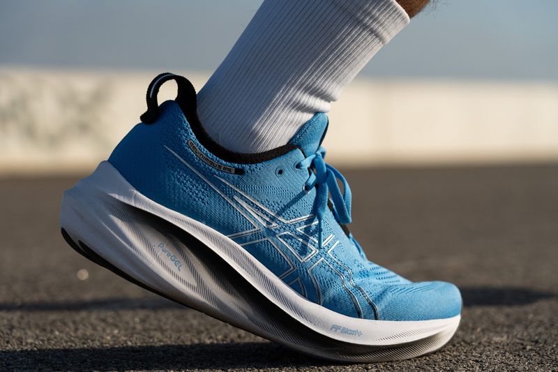 ASICS Gel-Nimbus 26: Cloud-Like Cruiser with PureGEL