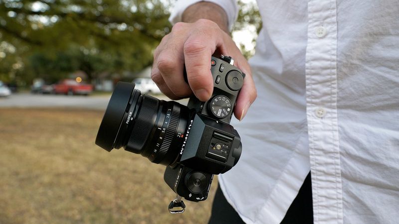 Fujifilm X‑S10
