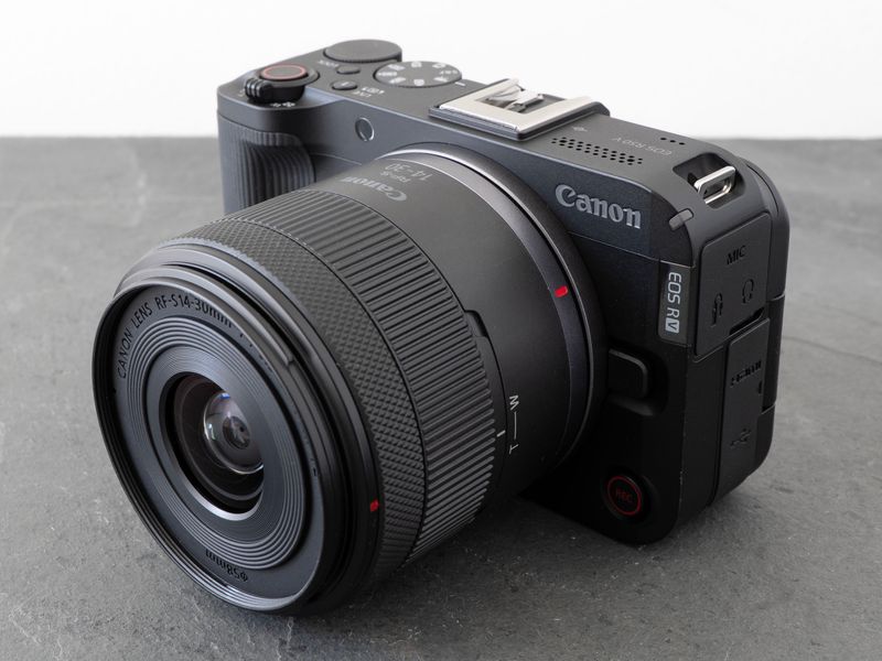 Canon EOS R50 V