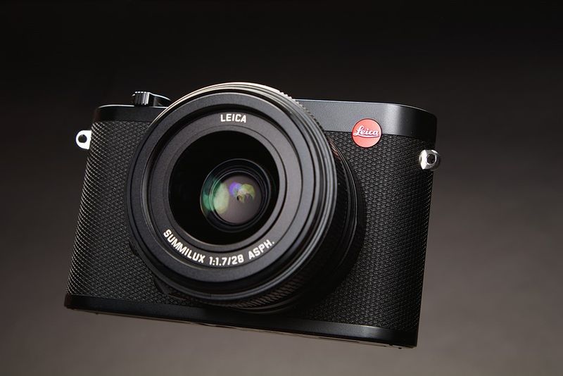 Leica Q2