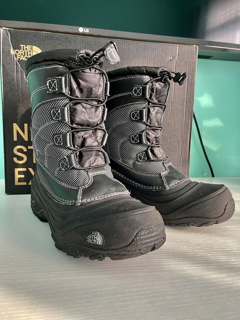 The North Face Alpenglow IV (Youth) — Best shell-boot feel with easy liners