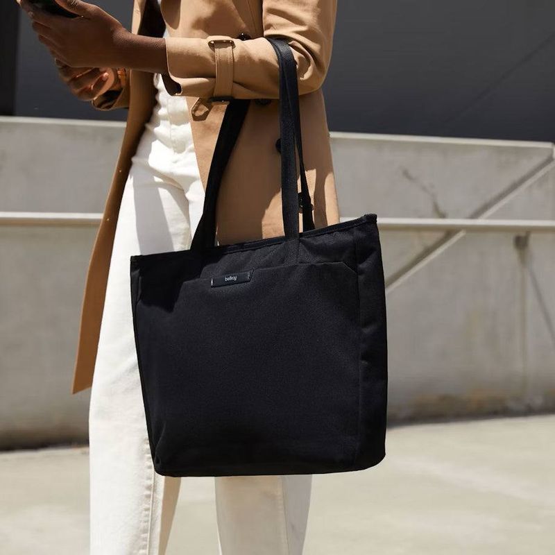 Bellroy Tokyo Tote 2