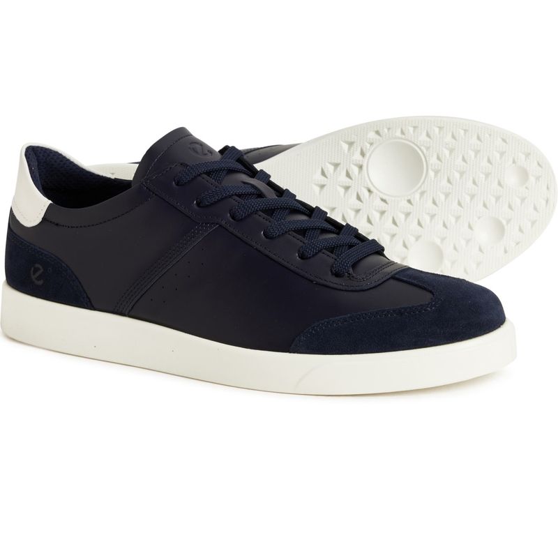 ECCO Leather Travel Sneaker