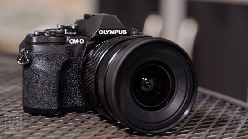 Olympus OM-D E-M10 Mark IV