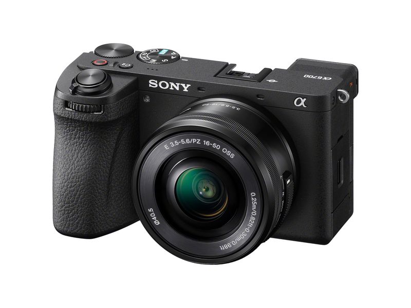 Sony a6700 + 16–50mm