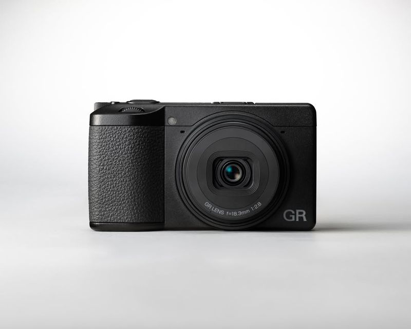 Ricoh GR IV