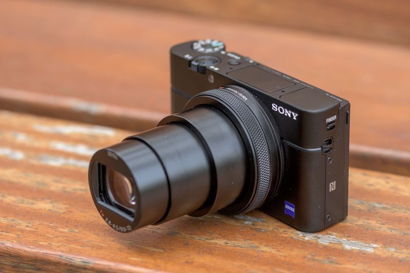 Sony Cyber-shot RX100 VI