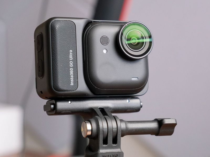 Insta360 Go Ultra