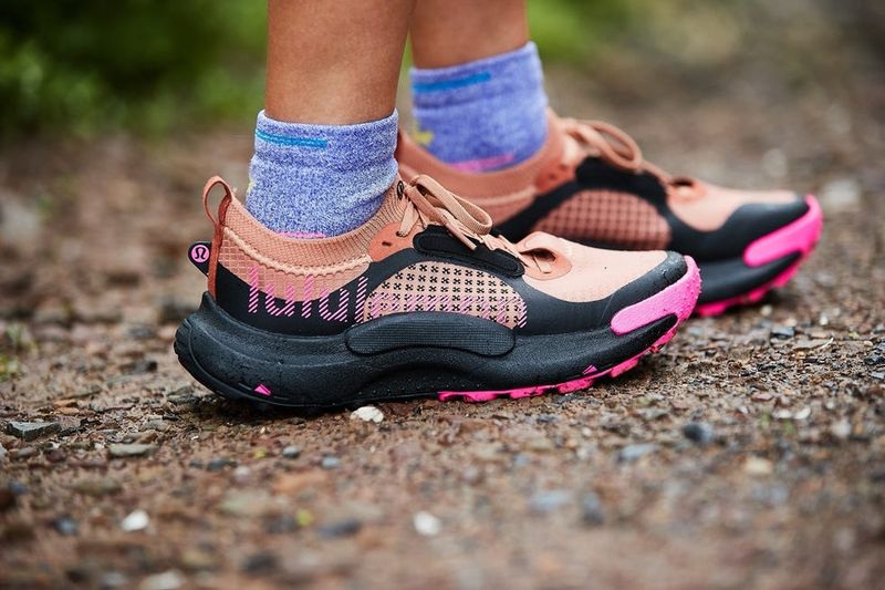 Lululemon Wildfeel Trail