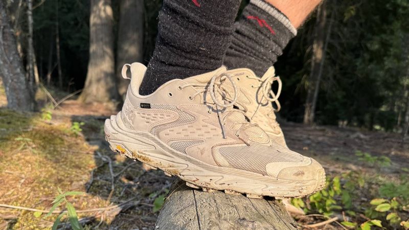 Hoka Anacapa 2 Low GTX — Trail-capable walking shoe