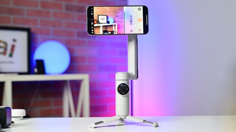Insta360 Flow Pro — Best value DockKit gimbal