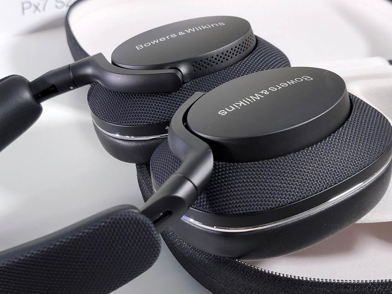 Bowers & Wilkins PX7 S2