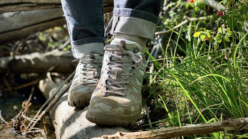 Oboz Sawtooth X Low - The Lightweight Trail Master