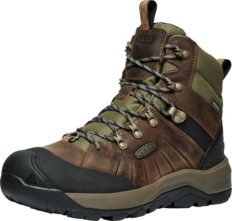 KEEN Revel IV Mid Polar Boots