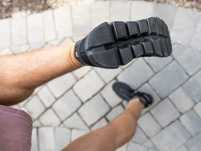 On Cloud 6 Slip-On