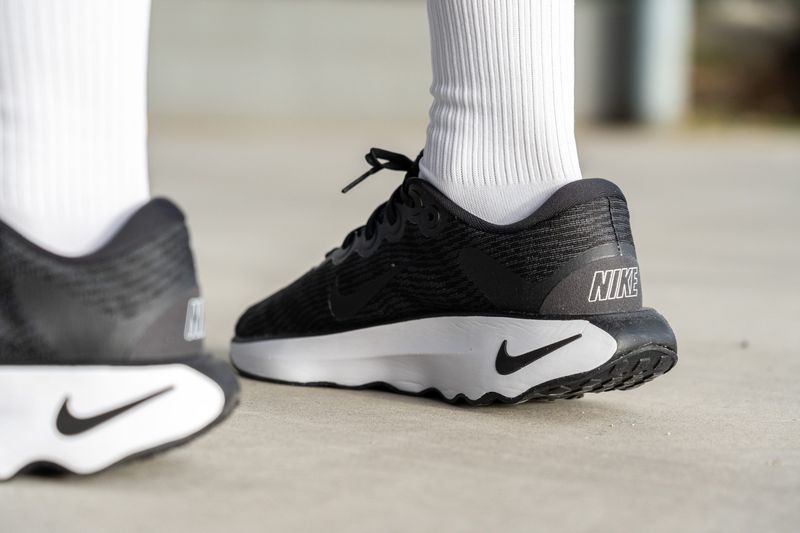 Nike Motiva