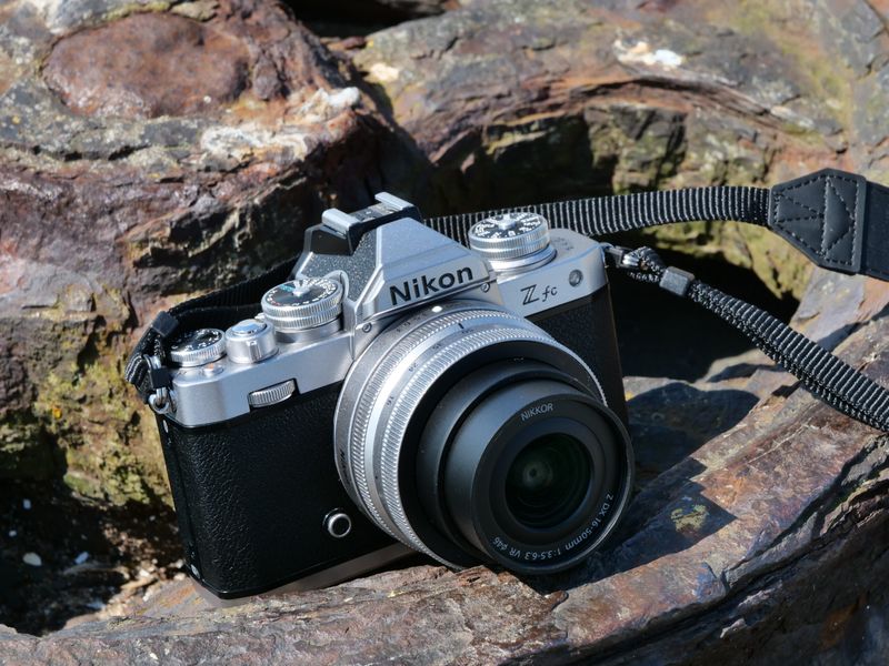 Nikon Z fc — retro looks, modern mirrorless