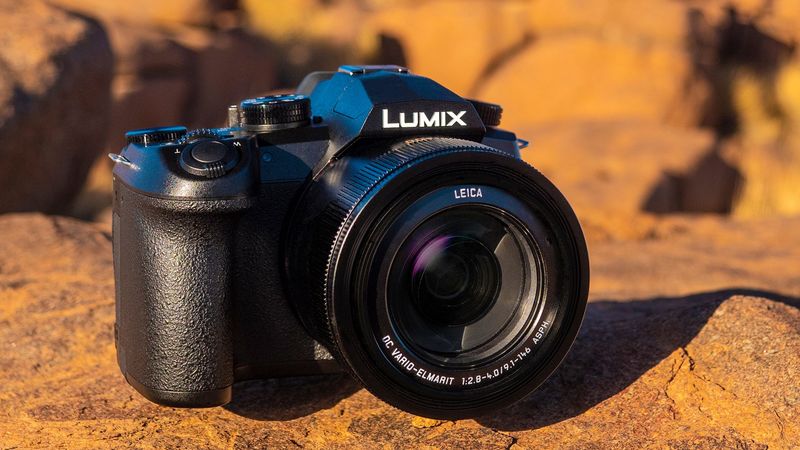 Panasonic Lumix FZ1000 II
