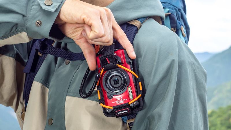 OM SYSTEM Tough TG-7