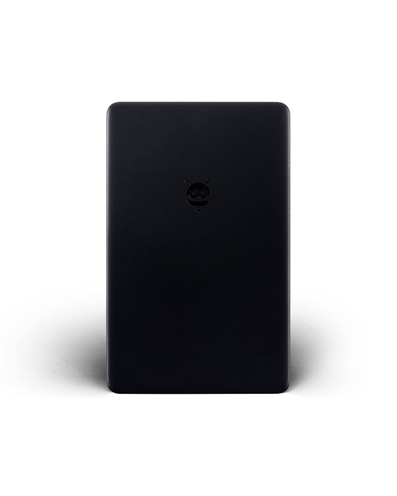 Pebblebee Card Universal (wallet-shaped; iPhone or Android)