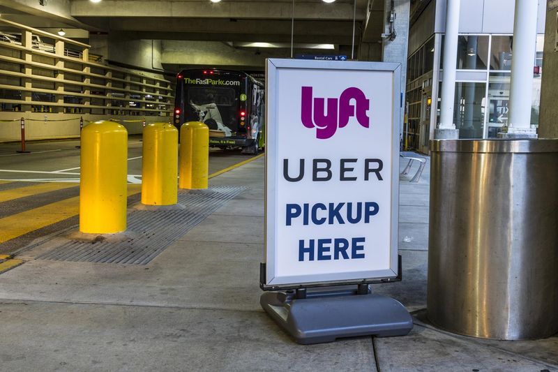 Rideshare imposters at airports