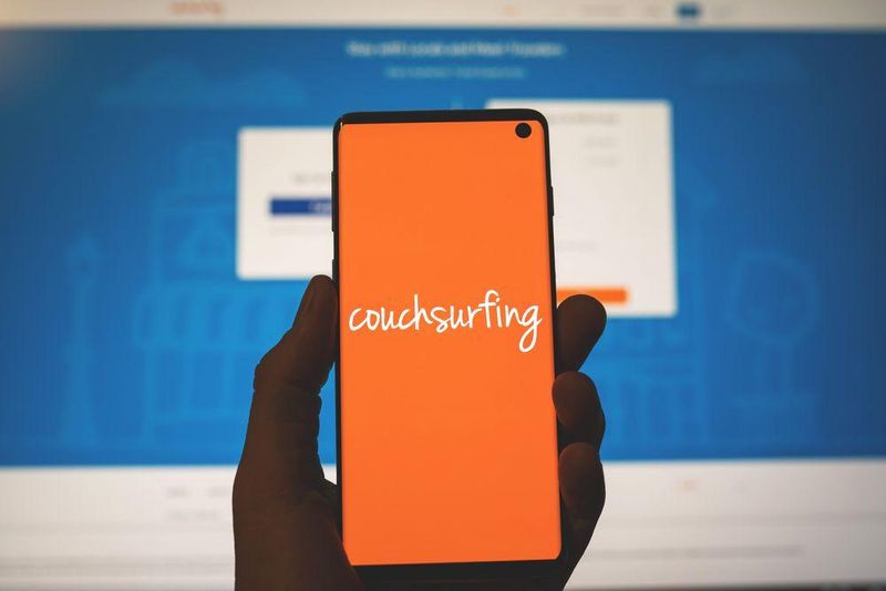 Couchsurfing