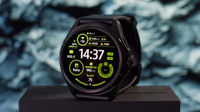 Dual-Display Technology for Versatility