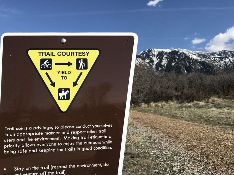 Learn Basic Trail Etiquette