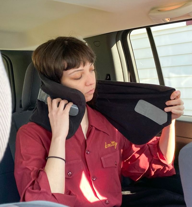 Trtl Travel Neck Pillow
