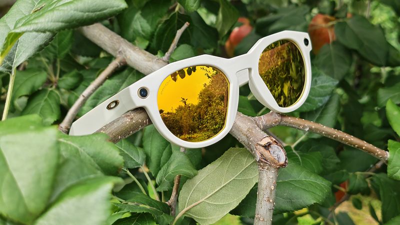 Oakley Meta HSTN Smart Glasses
