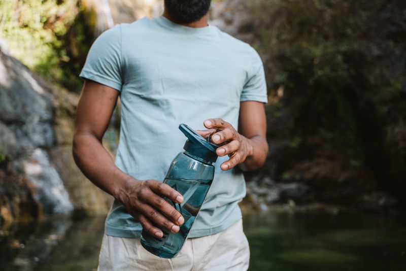 Portable Water Purifier with Hypothermia Prevention Heating
