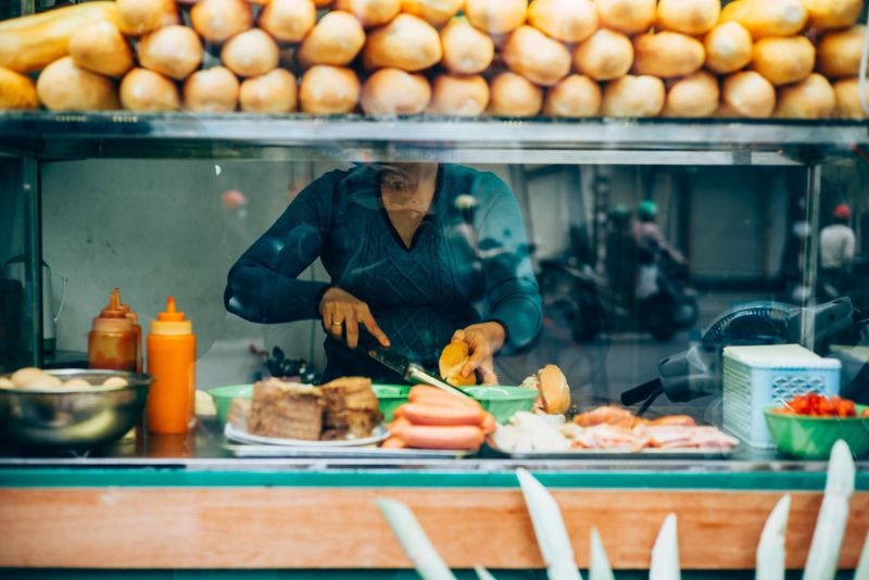Avoid Street Food That Looks Unhygienic